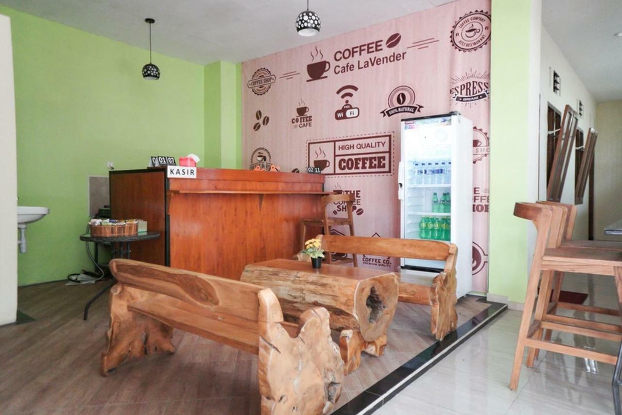 Reddoorz Syariah Near Exit Tol Malang Hotel Exterior photo